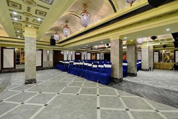 The Regent Chandigarh,India>>Chandigarh,3 star