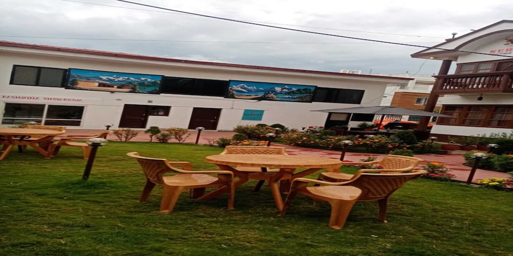 merostay 011 serene boutique hotel