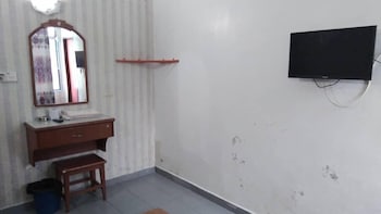 oyo 90739 dung fang hotel