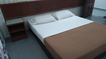 oyo 90739 dung fang hotel