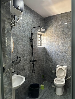 mini flat with starlink internet and pool