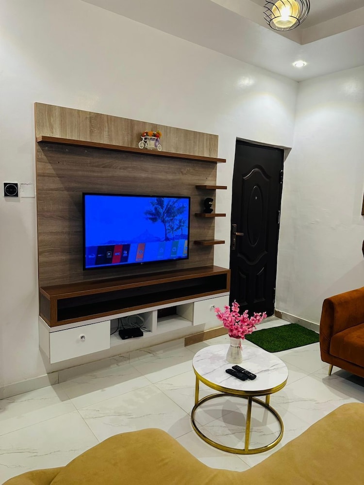 mini flat with starlink internet and pool