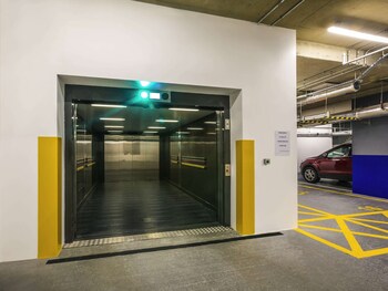 adagio antwerp city center