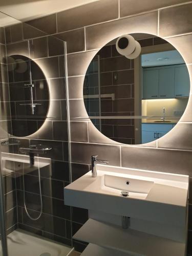 adagio antwerp city center