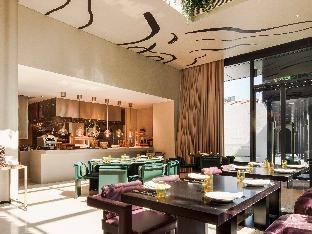 mondrian singapore duxton