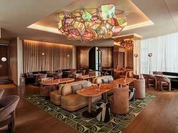 mondrian singapore duxton