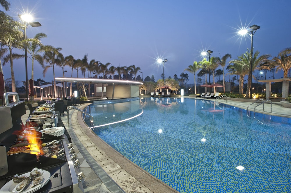 crowne plaza huizhou by ihg