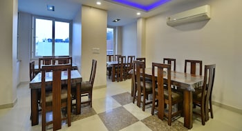 hotel emporio