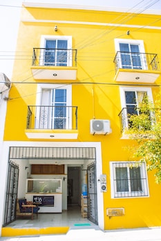 hotel om downtown