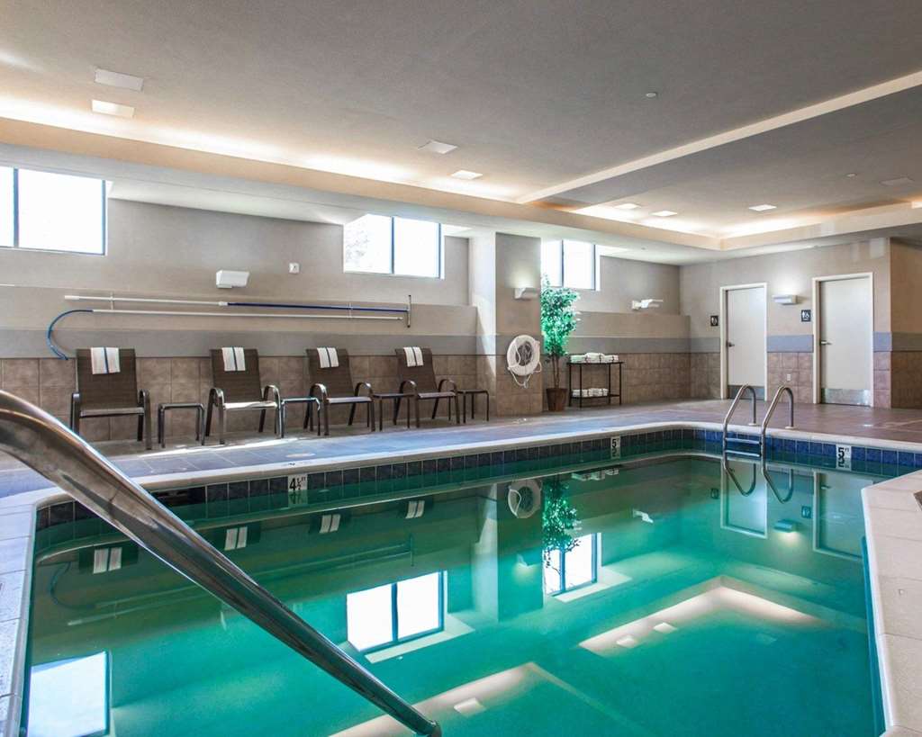 comfort suites huntersville near lake norman