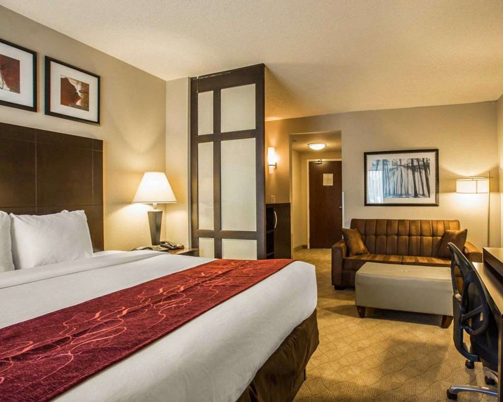 comfort suites huntersville near lake norman