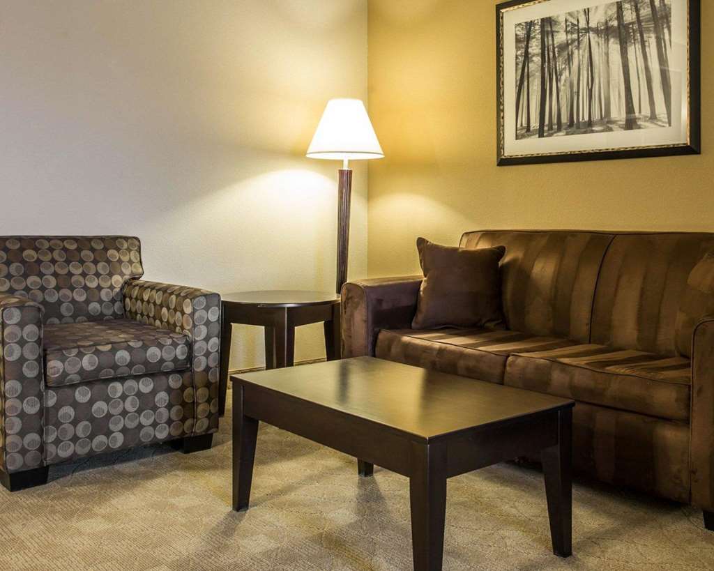 comfort suites huntersville near lake norman