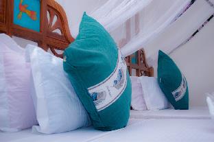 jabali bungalows lodge