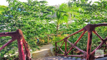 jabali bungalows lodge