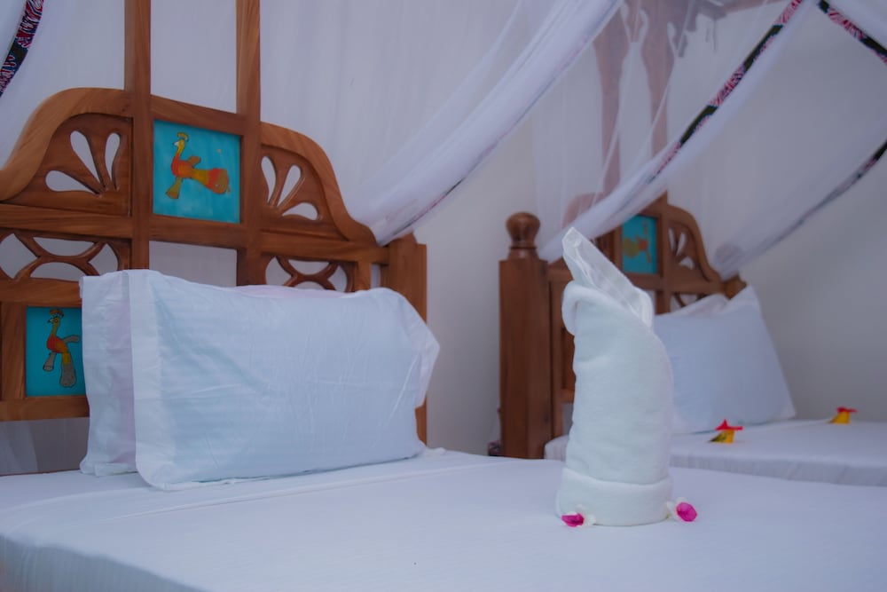 jabali bungalows lodge