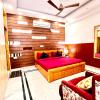 divine inn hotel rajouri gardan