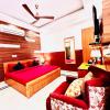 divine inn hotel rajouri gardan