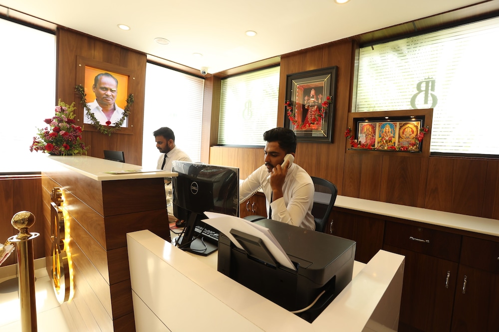 balaji regency kanhangad