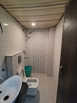 hotel sudershan palace