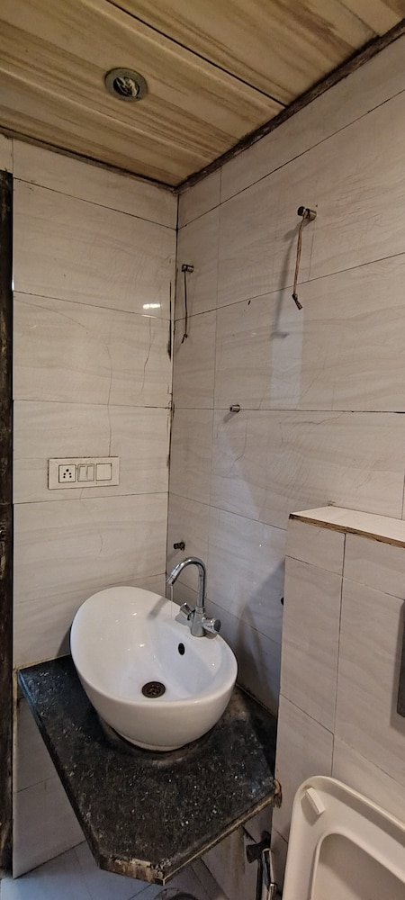 hotel sudershan palace