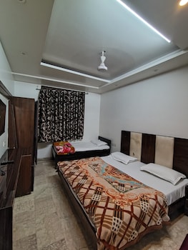 hotel sudershan palace