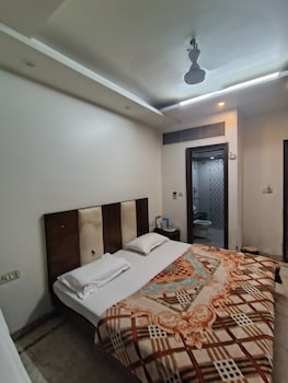 hotel sudershan palace