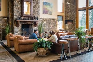 bear creek lodge by alpine lodging telluride