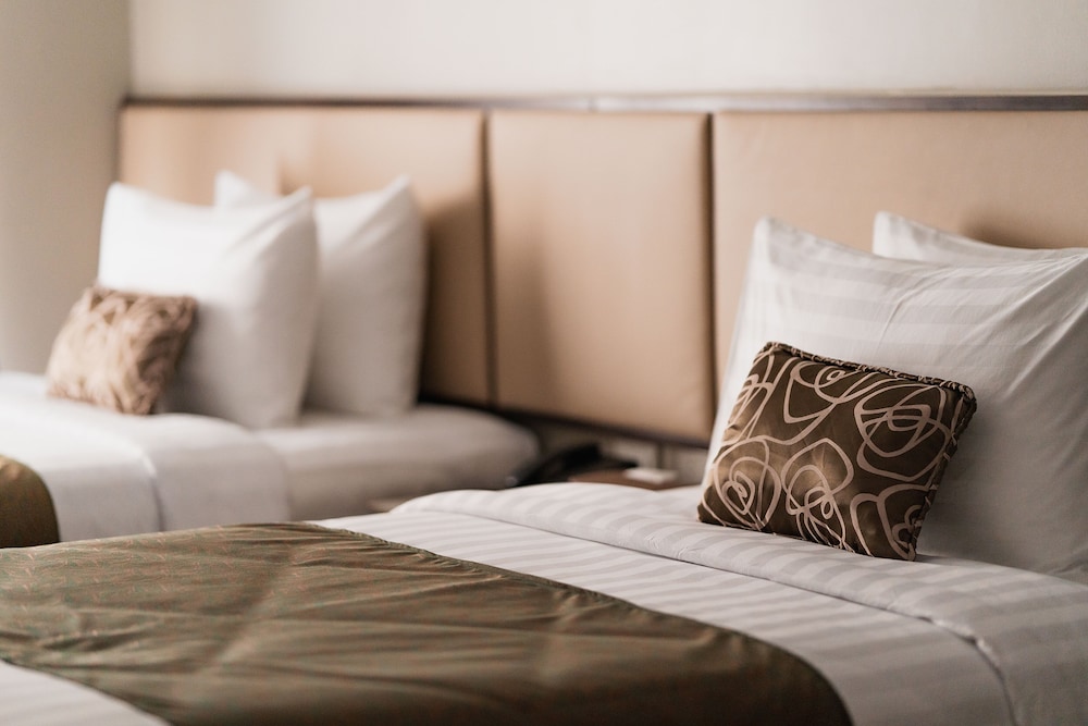 canyon hotels and resorts boracay