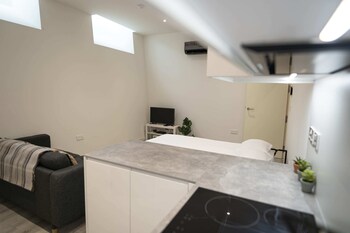 sylvian suites13 hosted by sweetstay