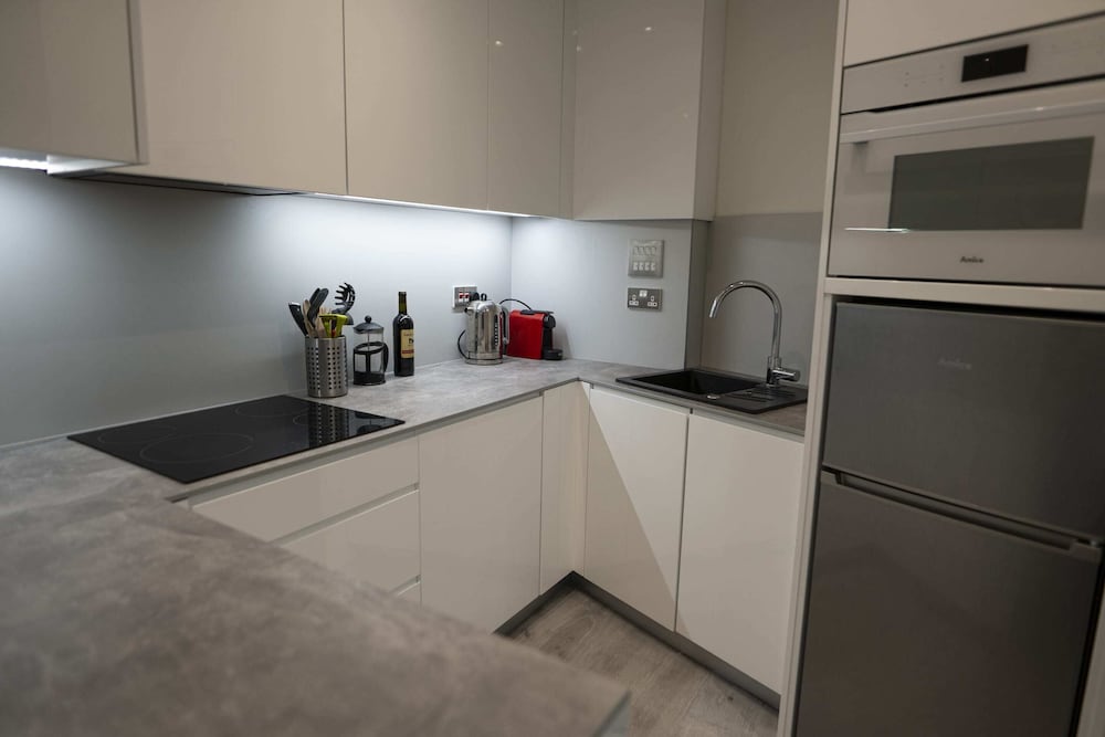 sylvian suites13 hosted by sweetstay