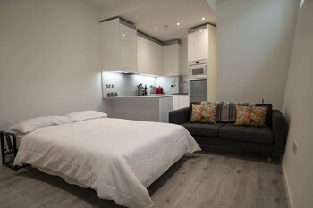 sylvian suites13 hosted by sweetstay