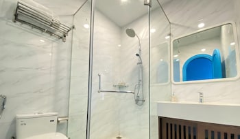 riverside mini hotel grand world