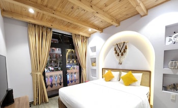 riverside mini hotel grand world