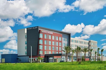 hyatt place melbourne airport