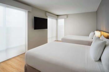 hyatt place melbourne airport
