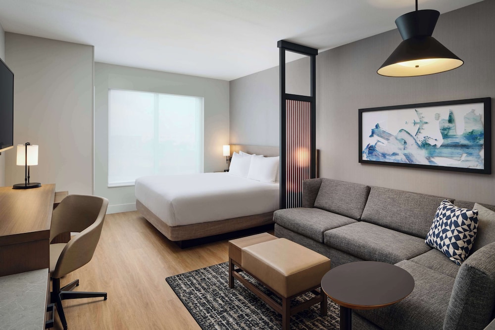 hyatt place melbourne airport