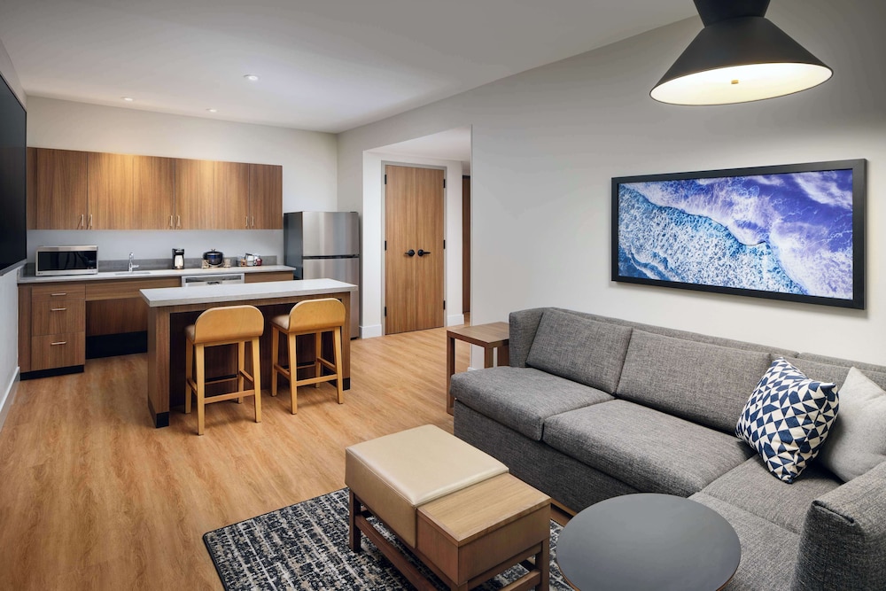 hyatt place melbourne airport