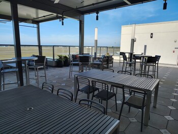 hyatt place melbourne airport