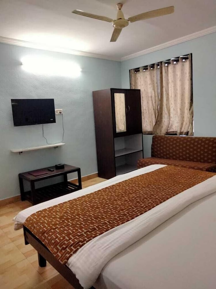hotel sarika