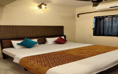 hotel sarika
