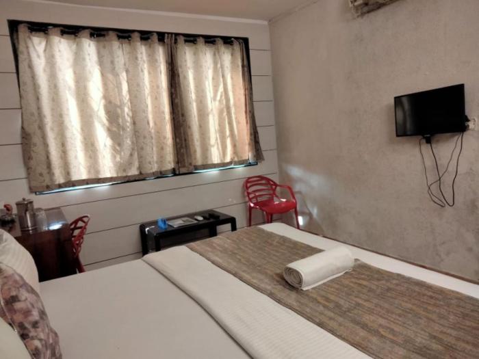 hotel sarika