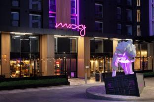 moxy halifax downtown