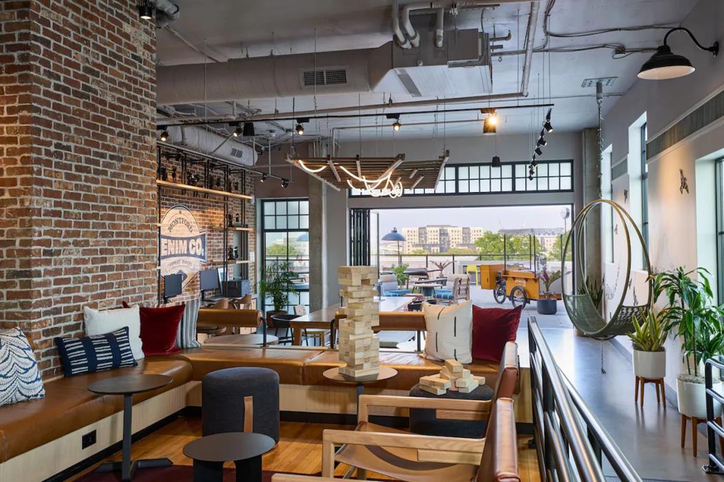 moxy charleston downtown