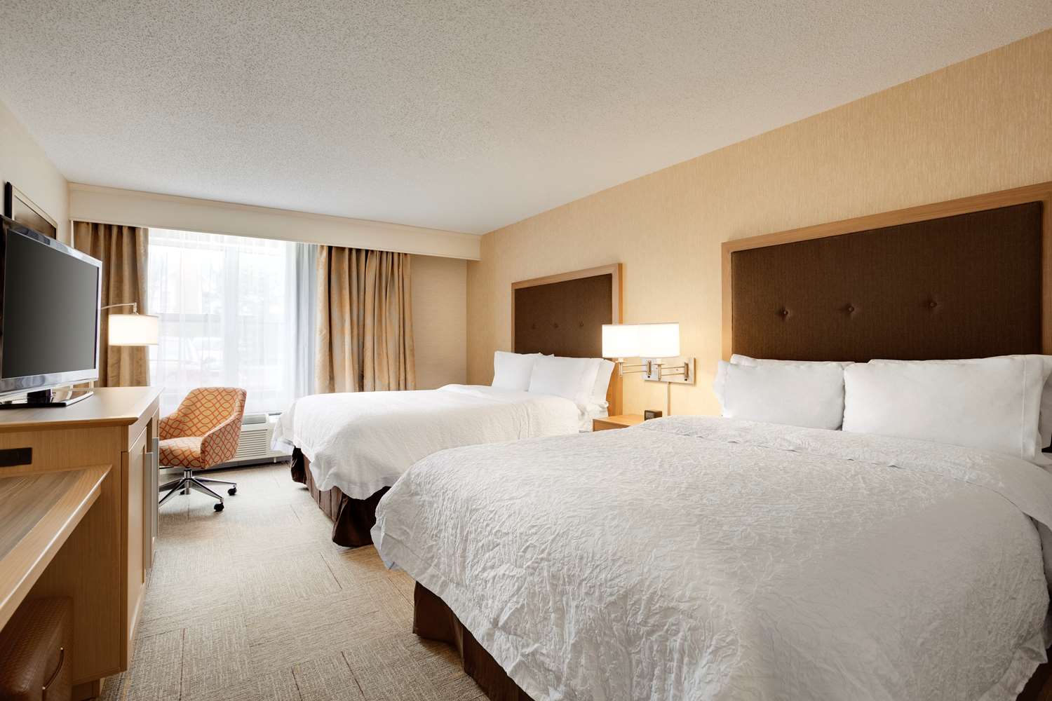 hampton inn and suites cleveland independence