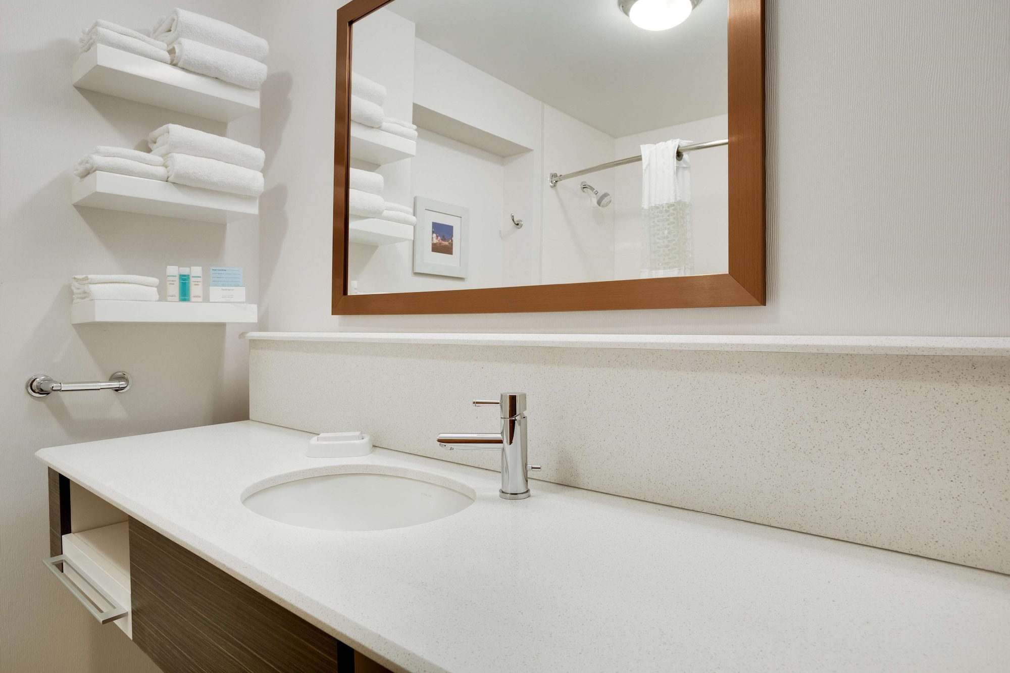 hampton inn and suites cleveland independence