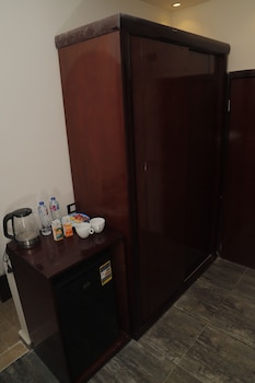 jewel grand museum pyramids view