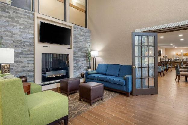 comfort inn south