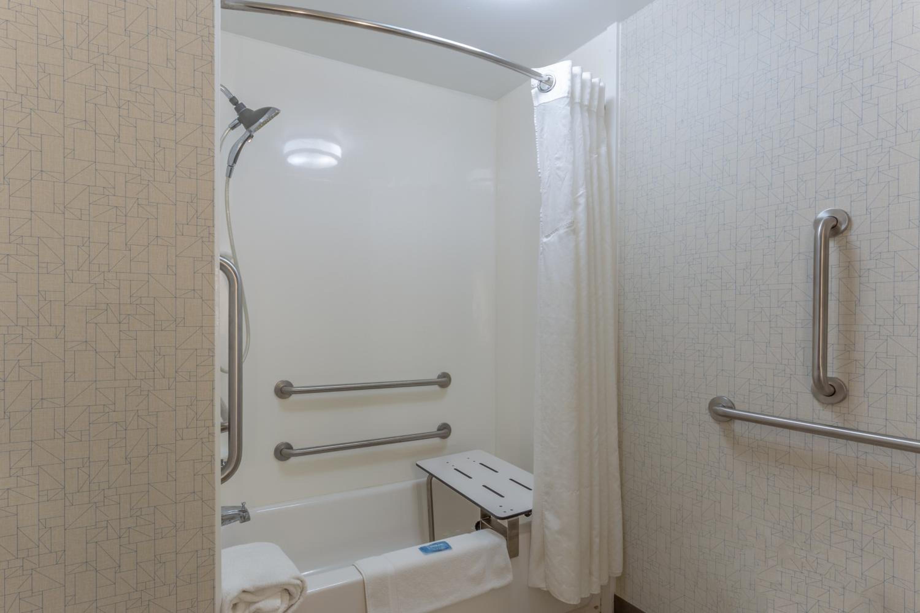 holiday inn express indianapolis southeast by ihg