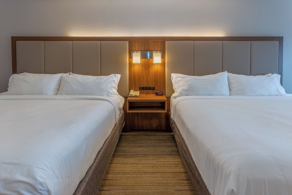 holiday inn express indianapolis southeast by ihg