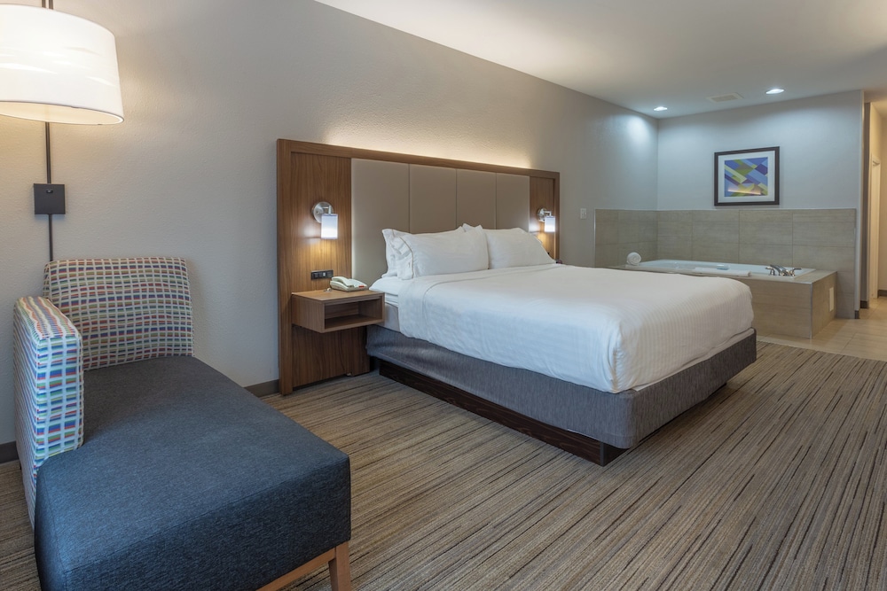 holiday inn express indianapolis southeast by ihg